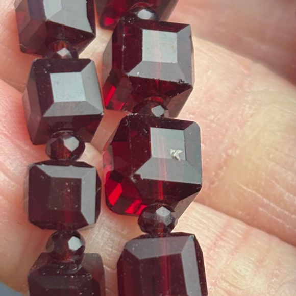 SAACHI Deep Ruby Red Layered Crystal Glass Necklace - Picture 15 of 15